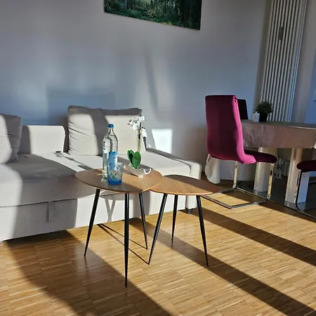 Hervorragende Aussicht Messe Apartment *